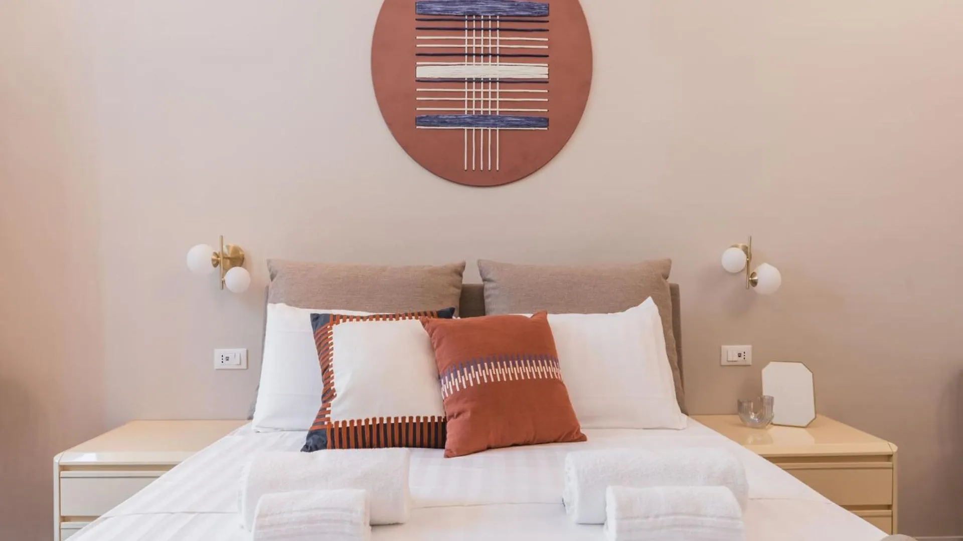 The Best Rent - Modern Two-Bedroom Apartment In Esquilino Area Řím