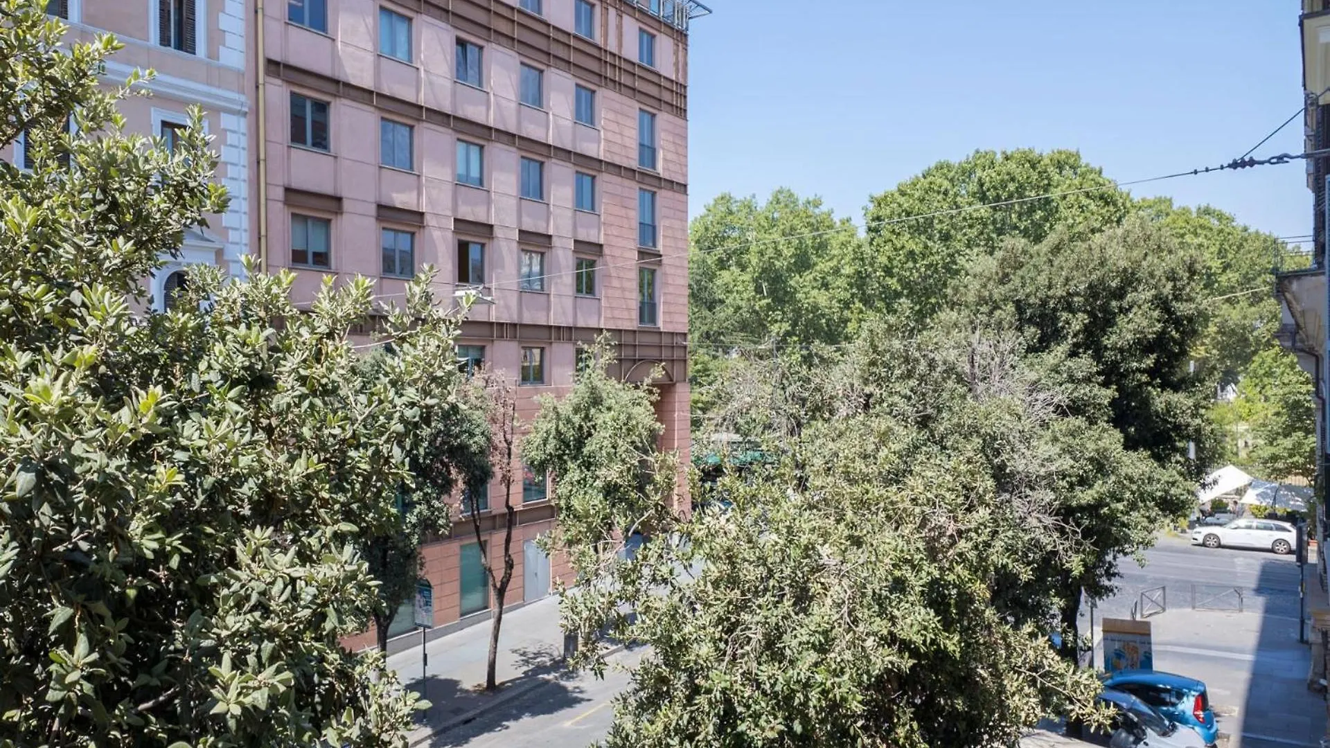 The Best Rent - Modern Two-Bedroom Apartment In Esquilino Area Rome Italy